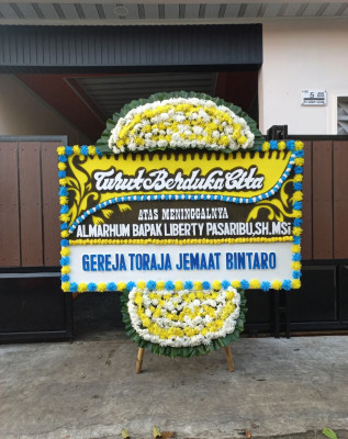 Papan Bunga Duka di Melayu Kota Piring